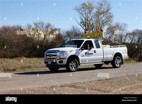 oversize load pickup truck